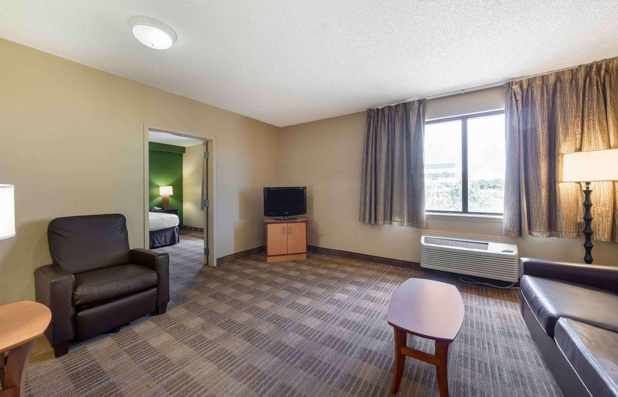 Extended Stay America Select Suites - Houston - Willowbrook - Hwy 249 Exterior foto
